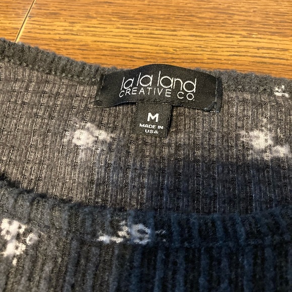 la la land Creative Co Women’s Top - Picture 2 of 5